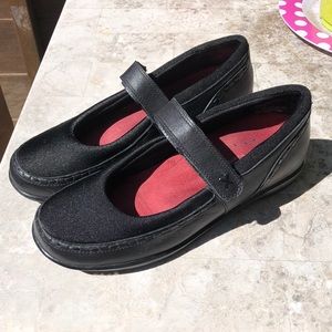 Size 7 Comfort Mary Jane Aetrex